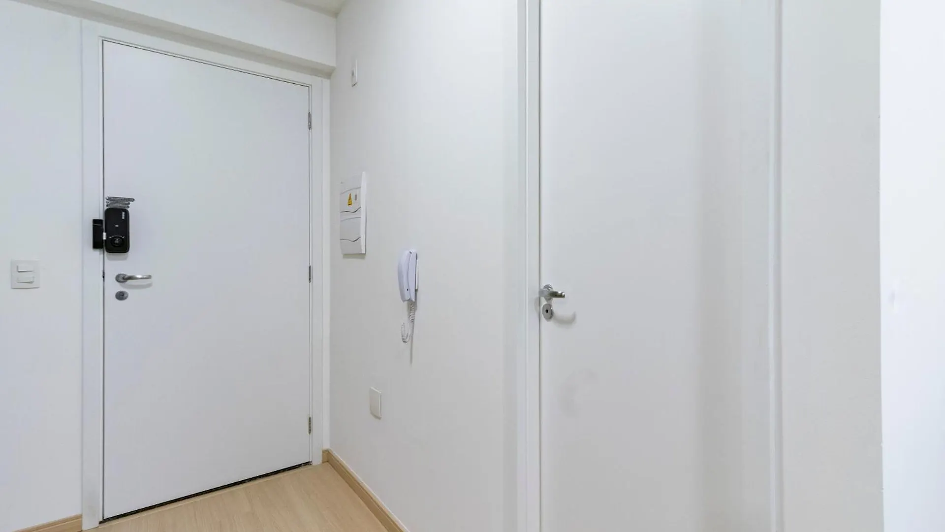 アパート Nex One Consolacao Belas Artes - Studios Por Temporada サンパウロ